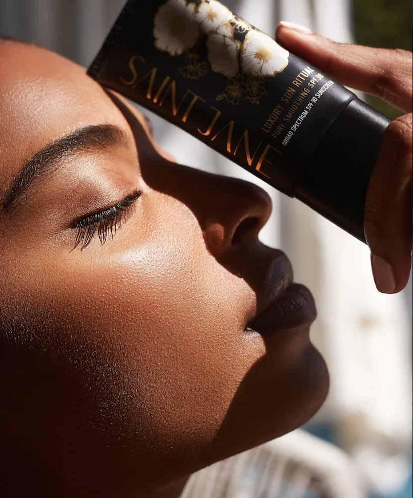 Luxury Sun Ritual Pore Smoothing SPF 30 Sunscreen - Image 4