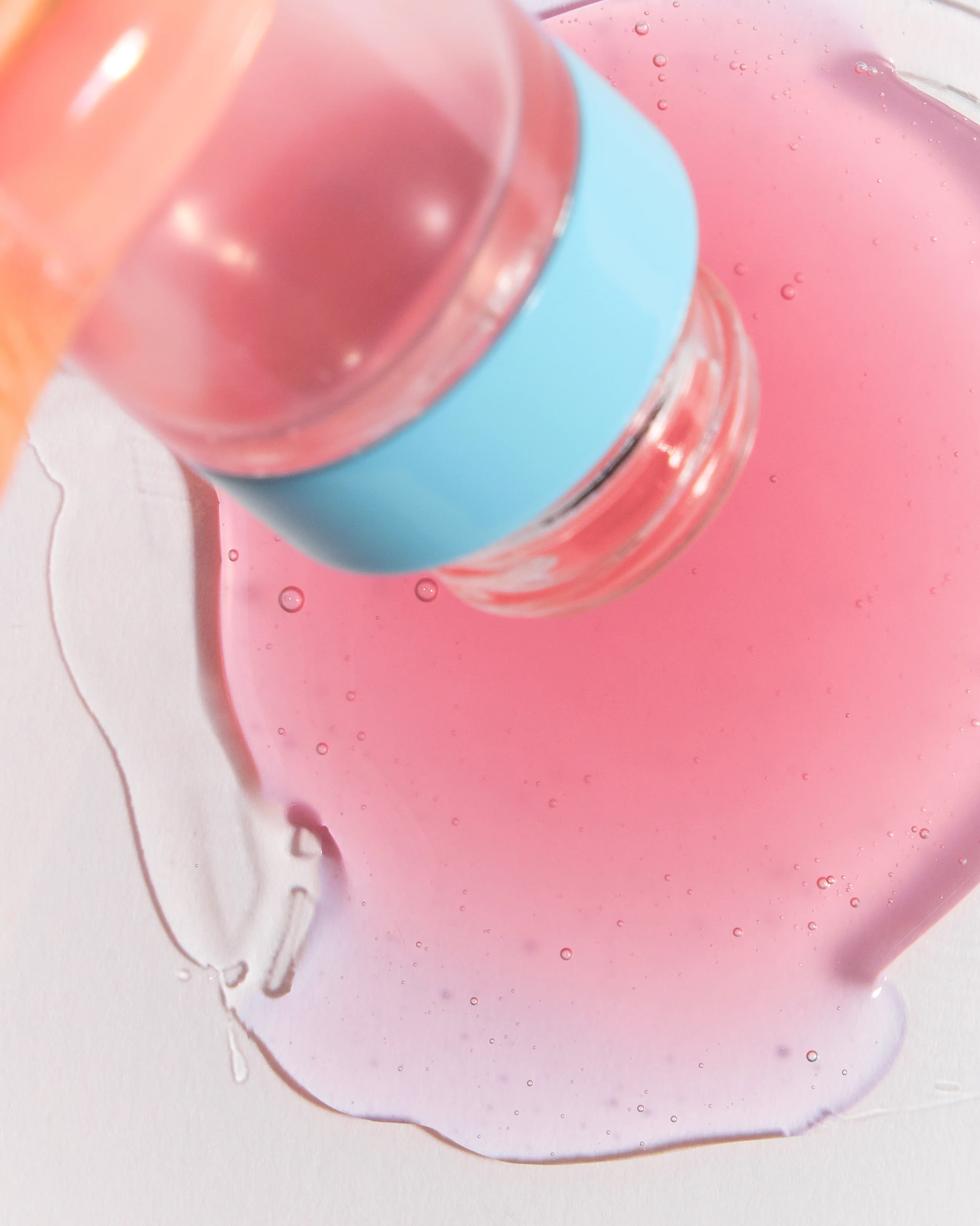 Soft Glass Lip Plumping Oil - Image 5